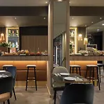 La Lanterne Hotel