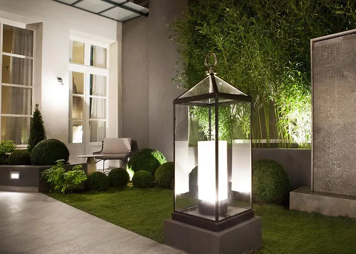 La Lanterne & By Timhotel Hotel