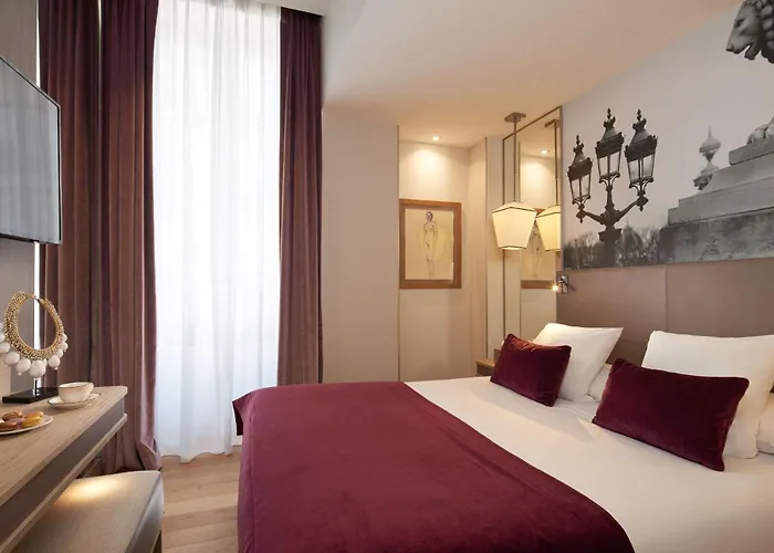 Hotel La Lanterne & By Timhotel