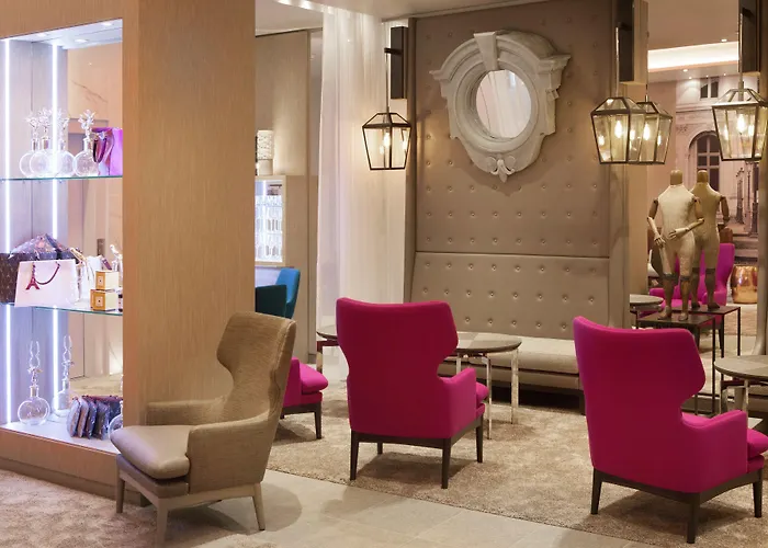 La Lanterne & By Timhotel Paris