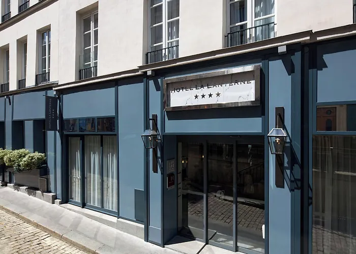 La Lanterne & By Timhotel 4*