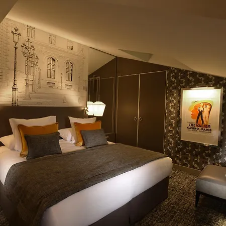 La Lanterne & By Timhotel