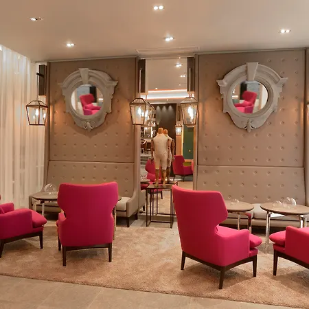 Hotel La Lanterne & By Timhotel 4*