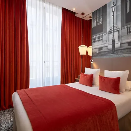 La Lanterne & By Timhotel