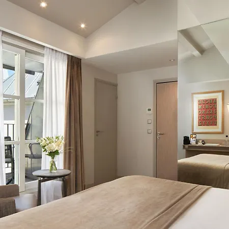 La Lanterne & By Timhotel Hotel 4*
