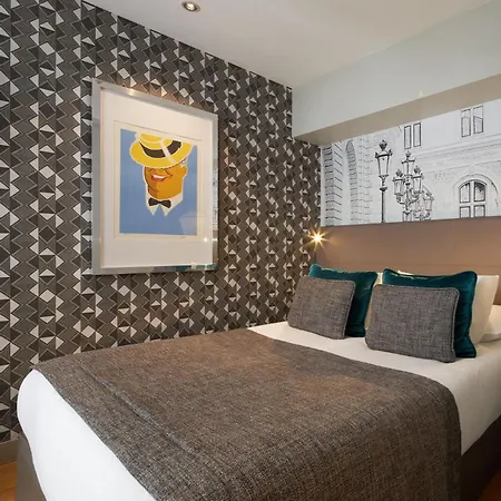 La Lanterne & By Timhotel Paris