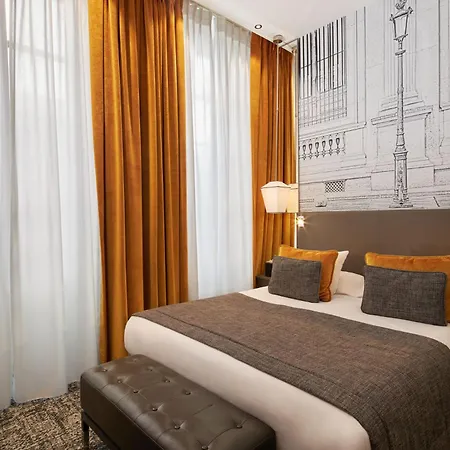 La Lanterne & By Timhotel