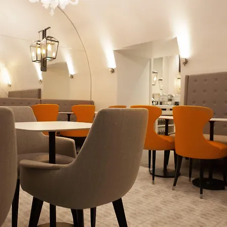 La Lanterne & By Timhotel Hotel Parijs