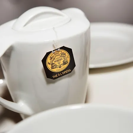 La Lanterne & By Timhotel Hotel París