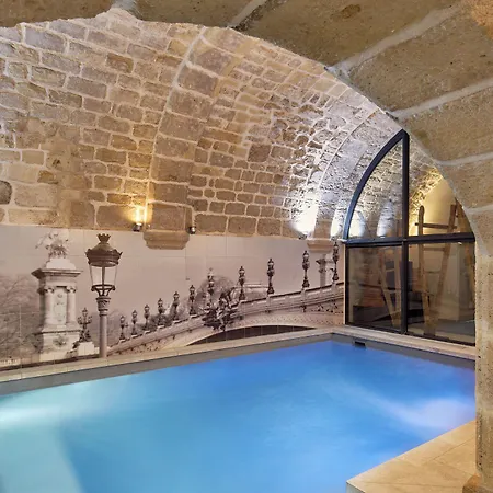 La Lanterne & By Timhotel Hotel 4*