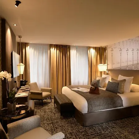 La Lanterne & By Timhotel Hotel 4*