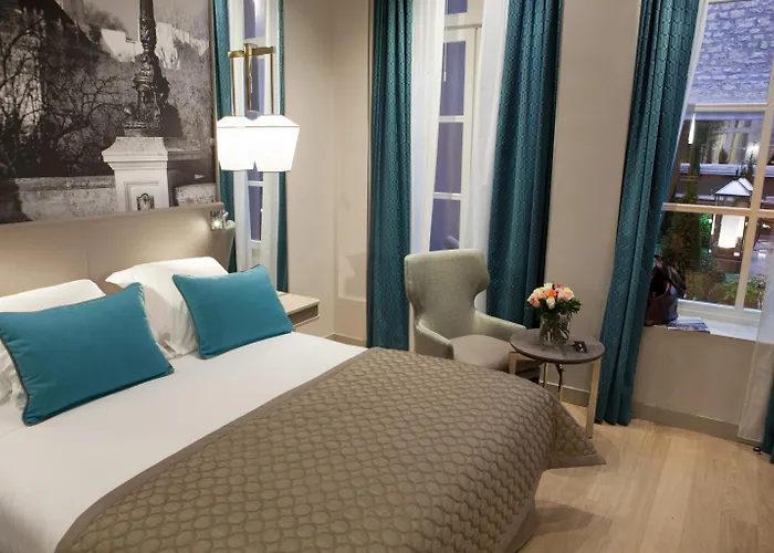 מלון La Lanterne & By Timhotel