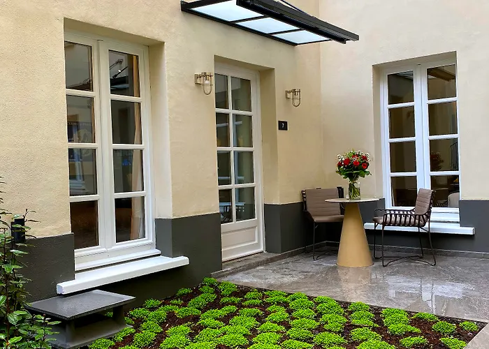 Hotell La Lanterne & By Timhotel