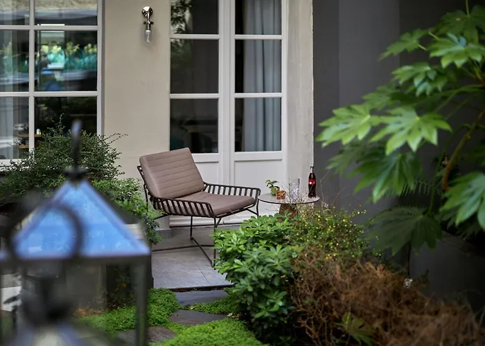 La Lanterne & By Timhotel 4* פריז