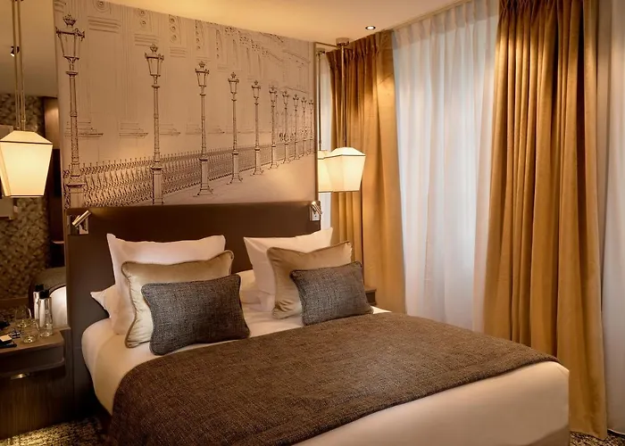 La Lanterne & By Timhotel מלון פריז