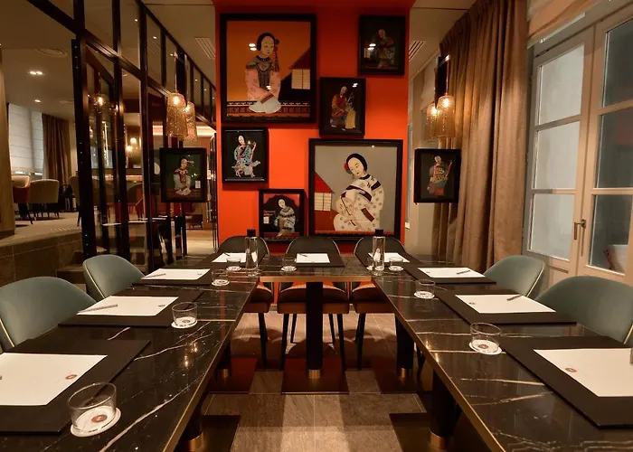 La Lanterne & By Timhotel פריז