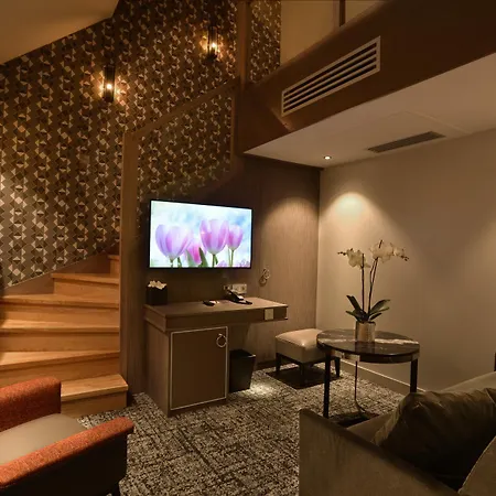 La Lanterne Hotel 4*