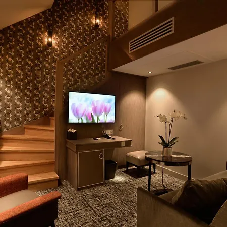 La Lanterne & By Timhotel فندق 4*