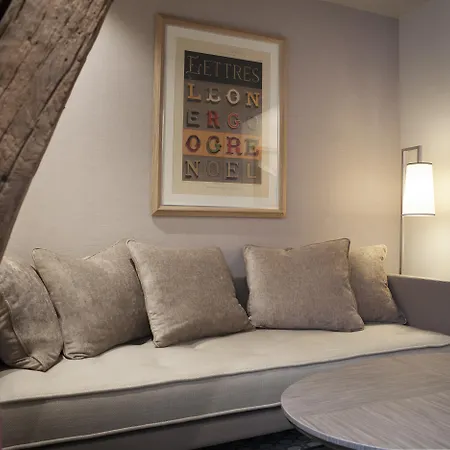 La Lanterne & By Timhotel فندق