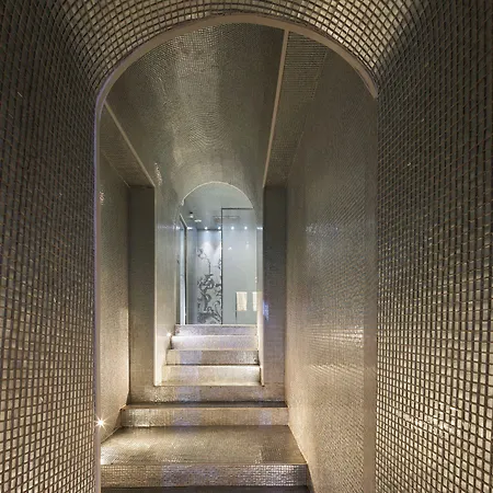 La Lanterne & By Timhotel فندق